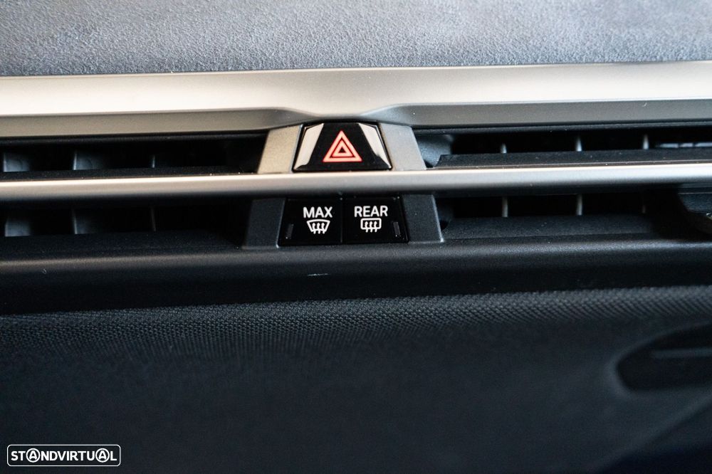 BMW iX xDrive 45 Pack Desportivo - 55