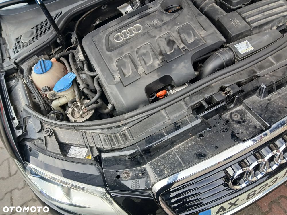 Audi A3 Cabrio 2.0 TDI DPF S tronic Ambition - 11