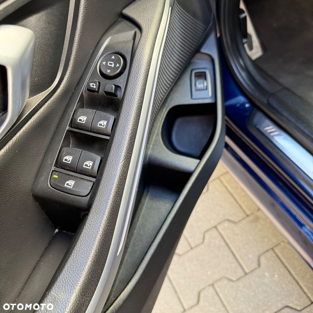 BMW Seria 3 320d xDrive Edition M Sport Shadow - 24