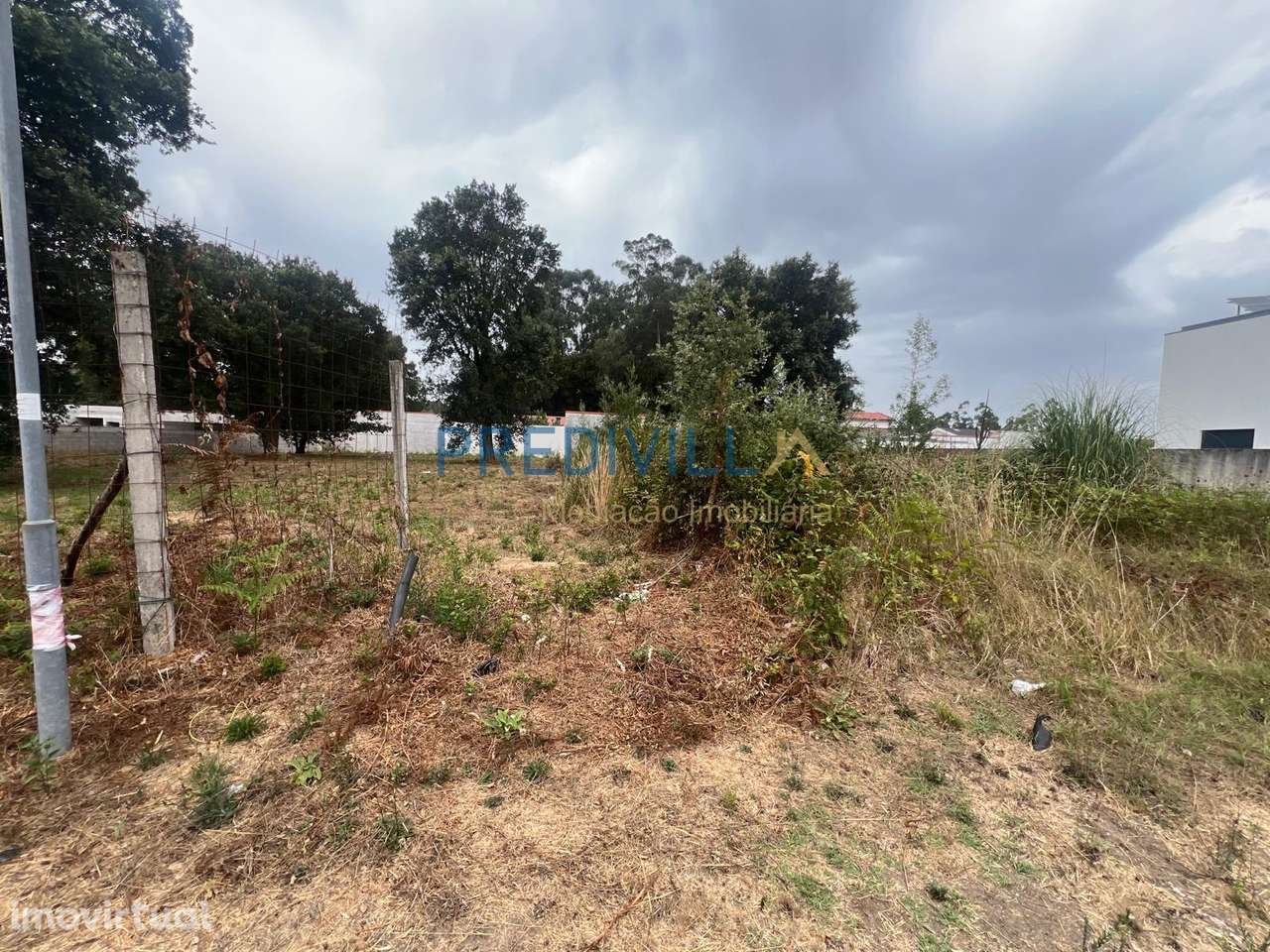 Terreno Para Construção  Venda em Moreira,Maia - Grande imagem: 2/4