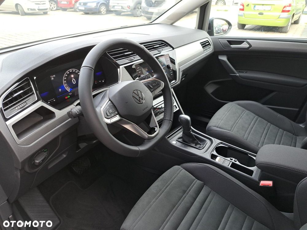 Volkswagen Touran 1.5 TSI EVO Comfortline Plus DSG - 9