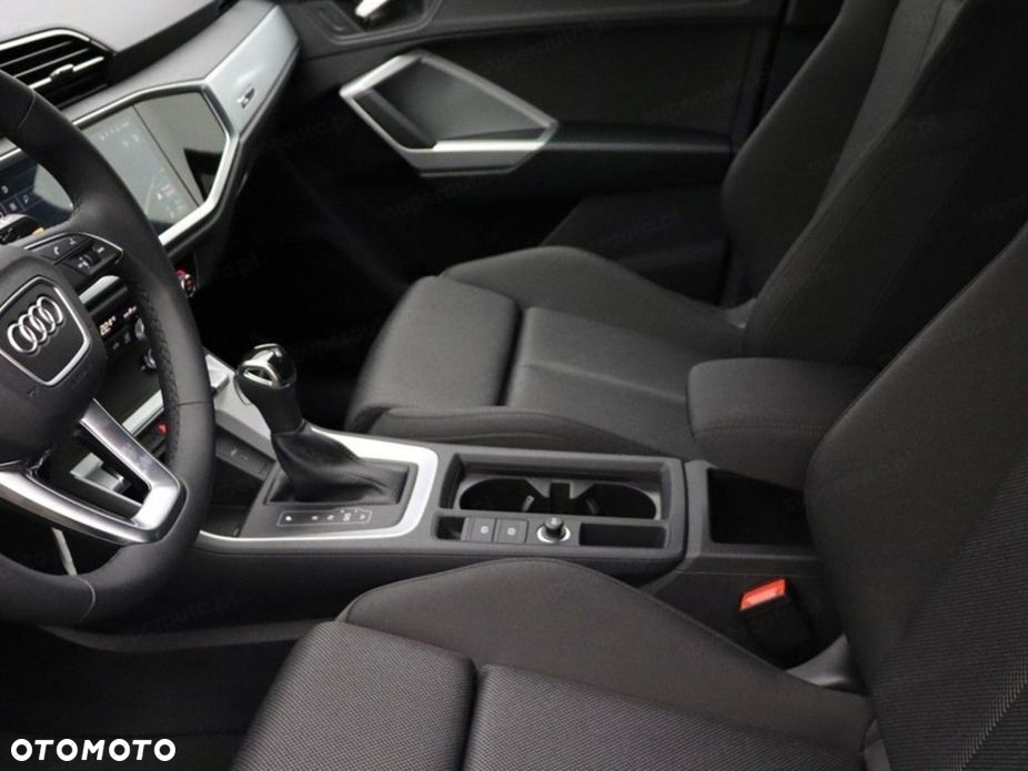 Audi Q3 35 TFSI S tronic - 6