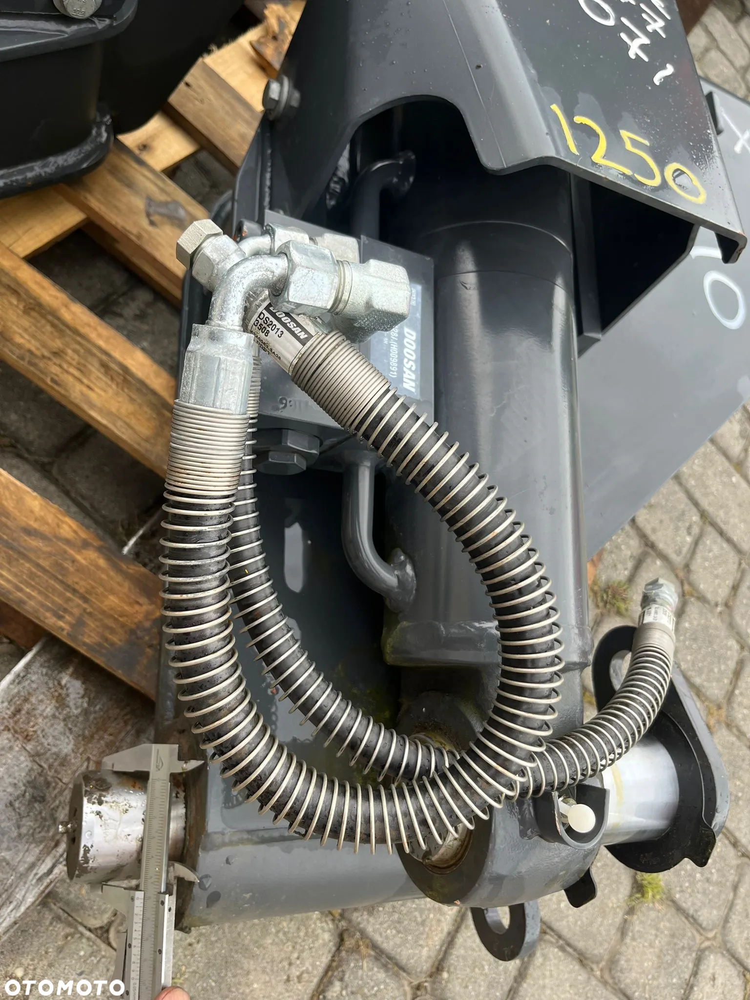 Podpory łapy stopy nohi hydrauliczne do koparki. NOWE!!! - 13