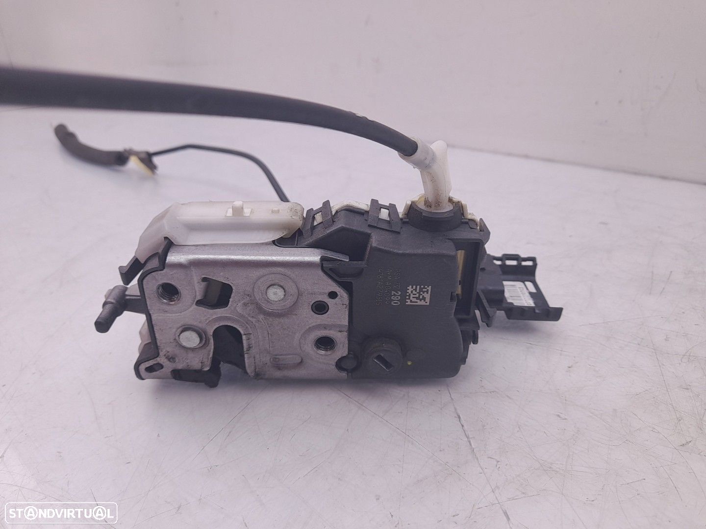 Fechadura / fecho porta frente direito PEUGEOT 3008 I (0U_) - 1