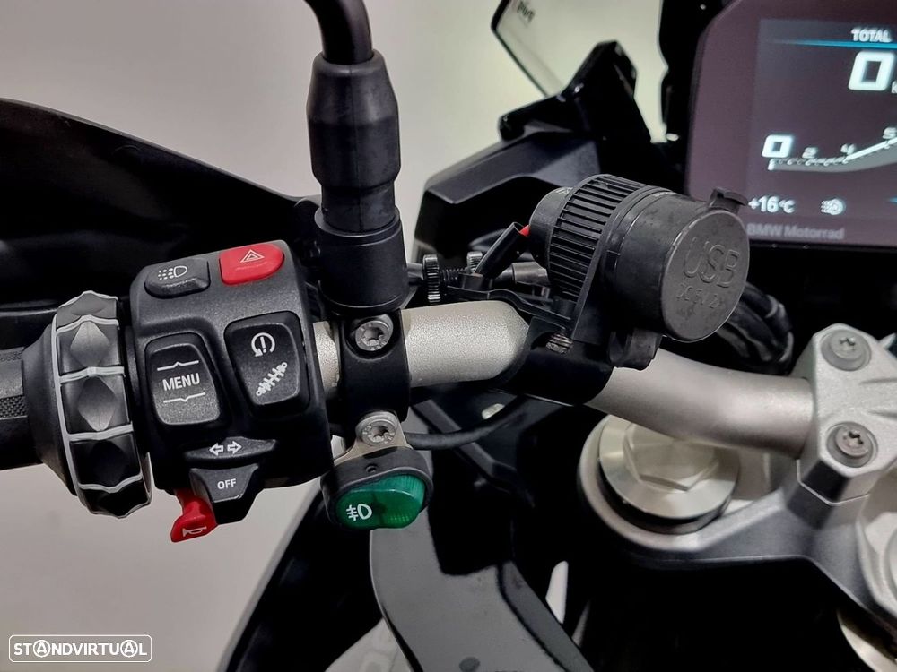 BMW F 900 XR 900 XR Triple Black - 11