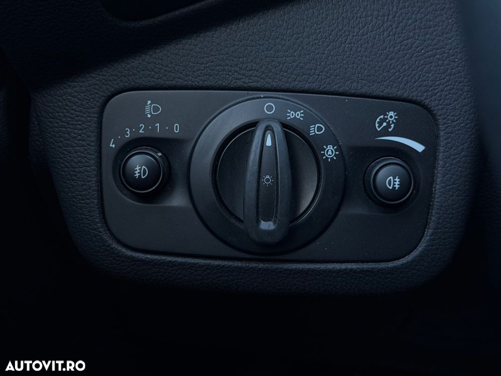 Ford Kuga 2.0 TDCi 4x4 Aut. ST-Line - 22