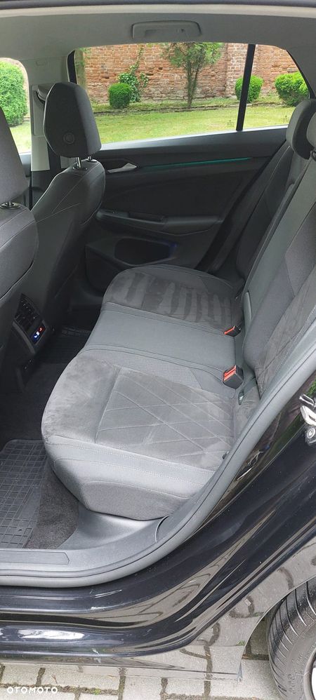 Volkswagen Golf 1.5 eTSI Style DSG - 12