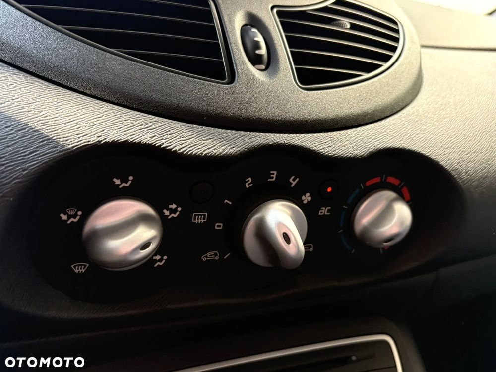 Renault Twingo 1.6 16V 130 Sport - 14
