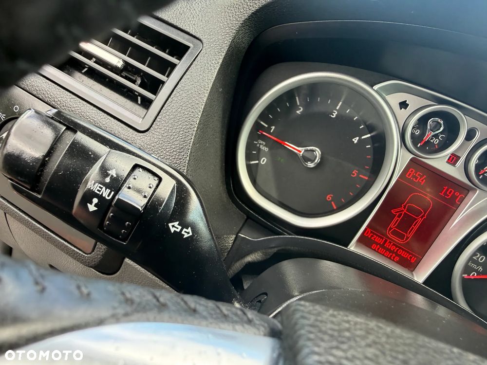 Ford Kuga 2.0 TDCi 4x4 Titanium - 21