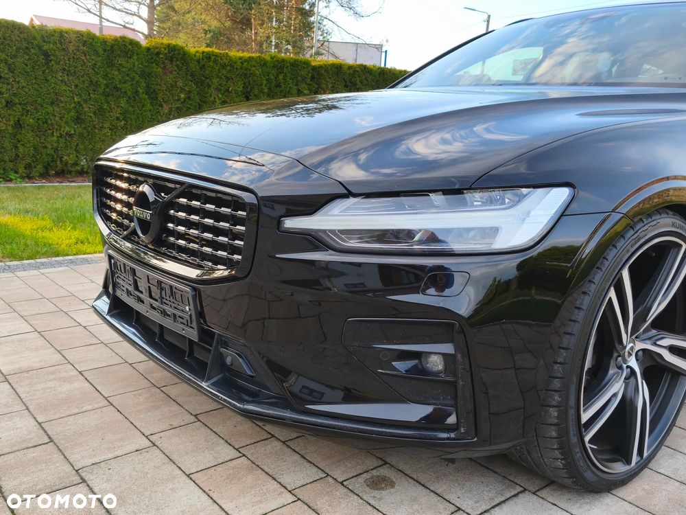 Volvo V60 D3 R-Design - 29