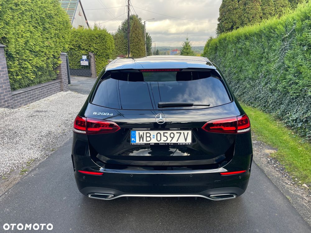 Mercedes-Benz Klasa B 200 d AMG Line 8G-DCT - 10