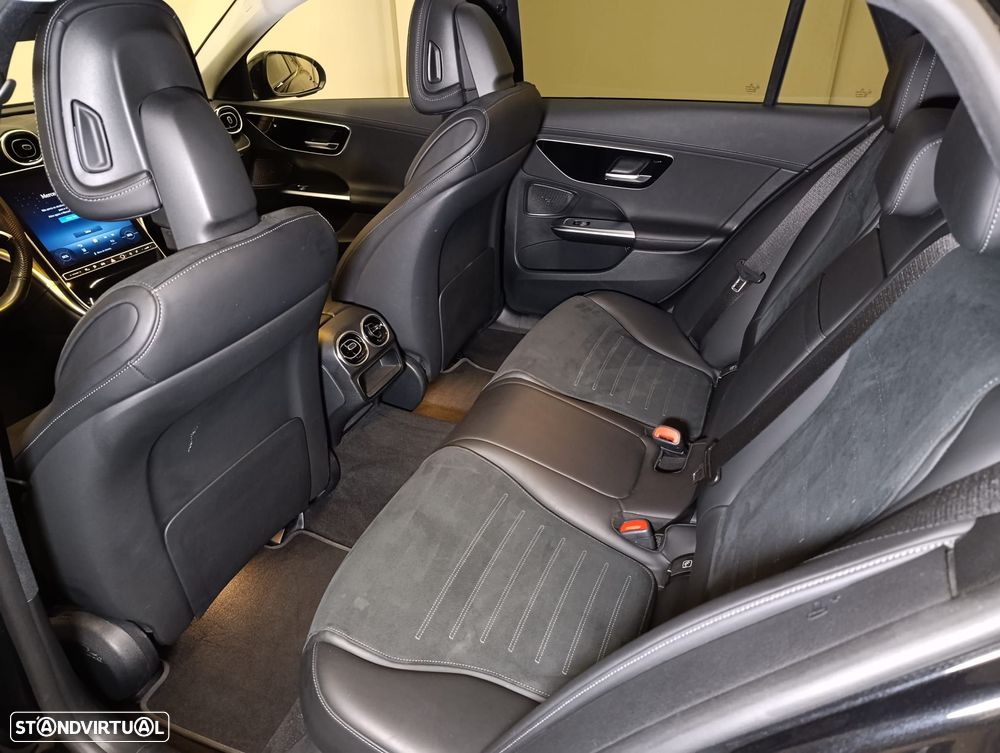 Mercedes-Benz C 300 e AMG Line - 12