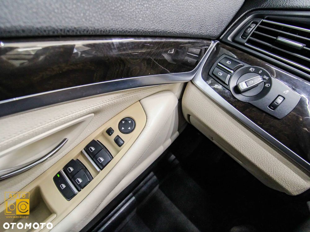 BMW Seria 5 520d xDrive Luxury Line - 30