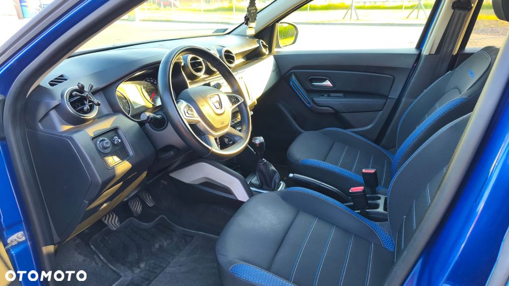 Dacia Duster 1.0 TCe SL Celebration - 24