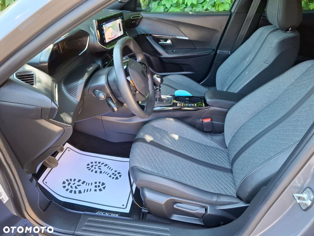 Peugeot 2008 PureTech 100 Active S&S BVM6 - 17