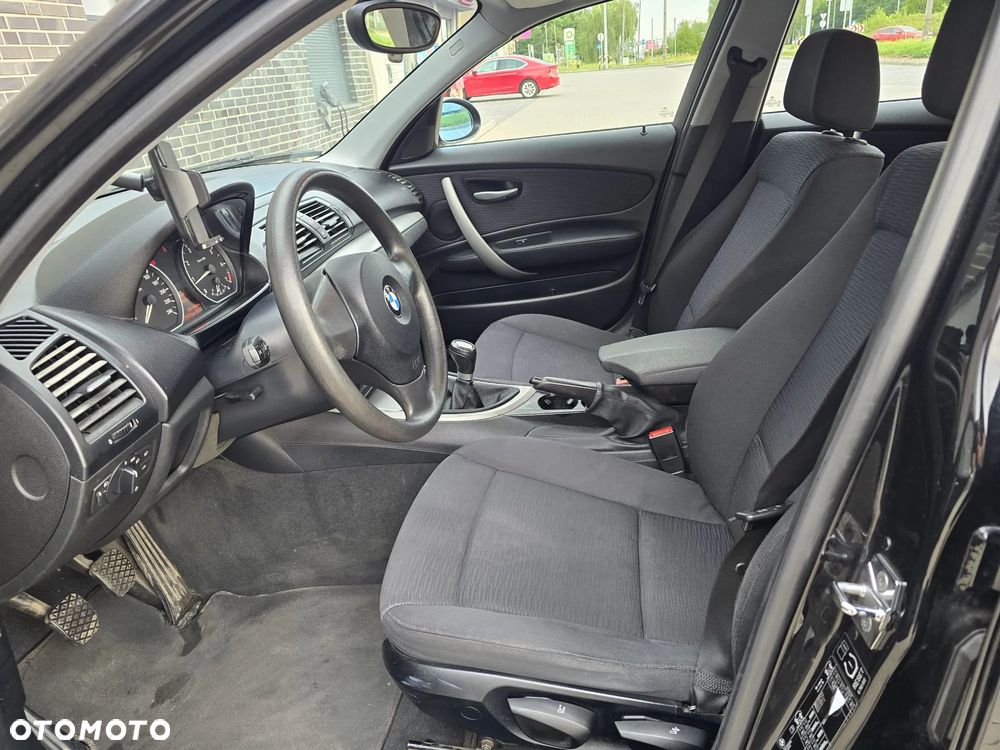 BMW Seria 1 - 19