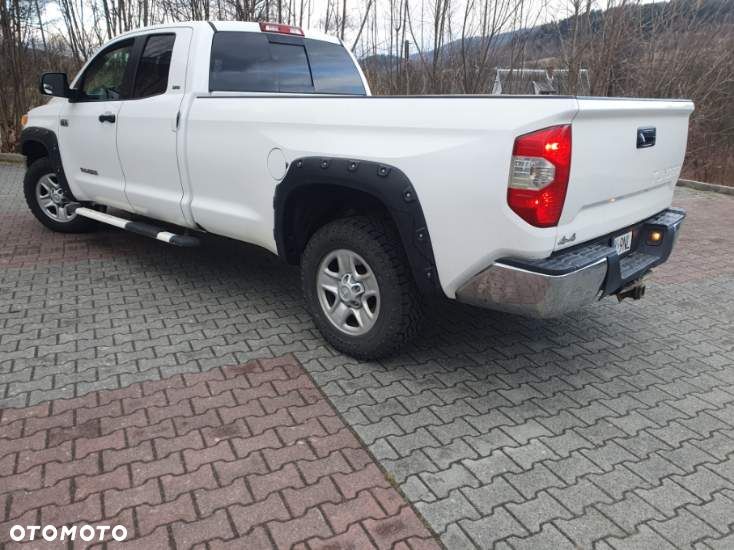 Toyota Tundra 5.7 4x4 Double Cab LB SR5 - 4