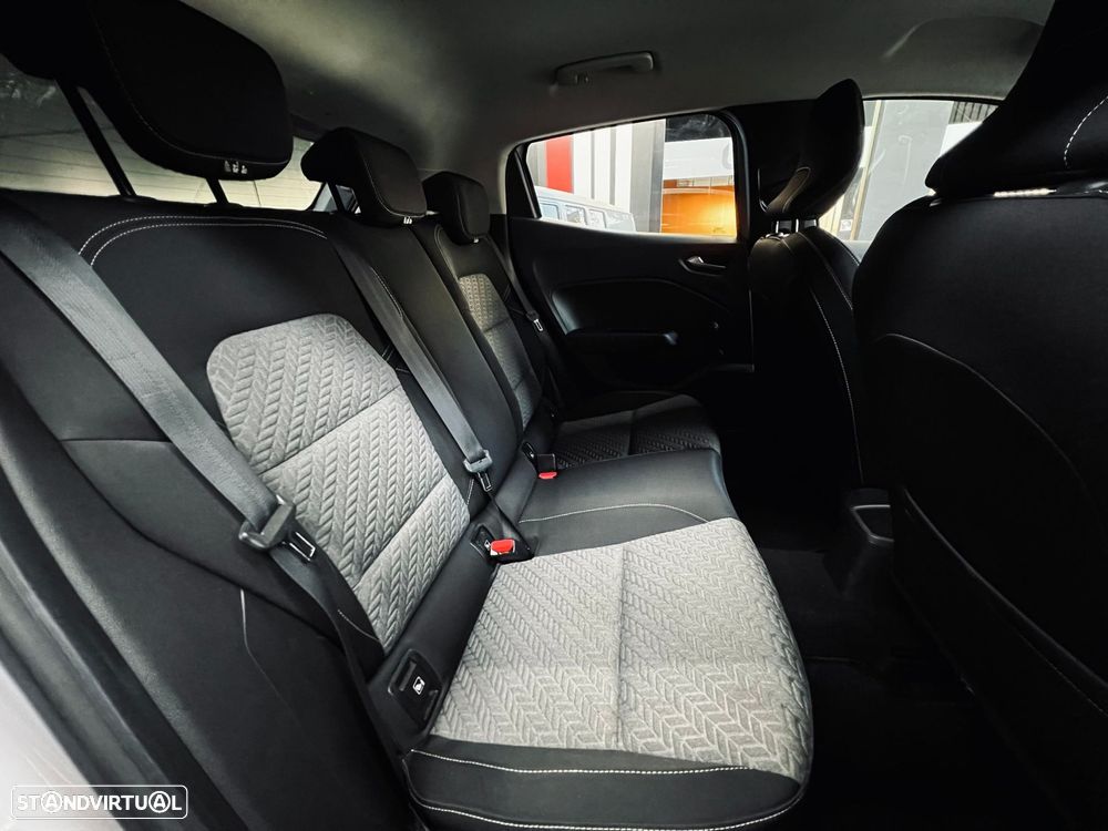 Renault Clio 1.0 TCe Intens - 12