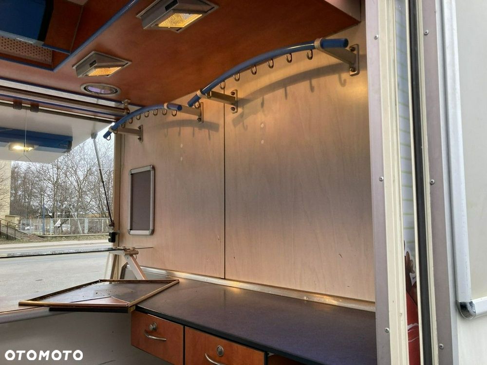 Inny Autosklep wędlin Gastronomiczna food truck foodtruck sklep bar - 11