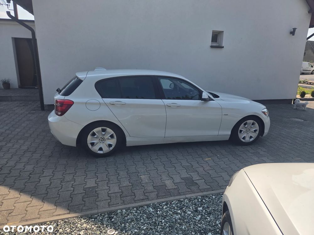 BMW Seria 1 116d Sport Line - 11