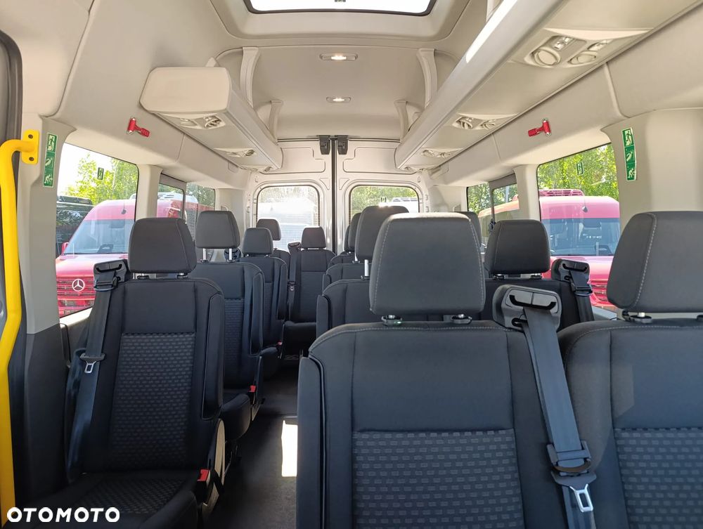 Ford Transit - 22