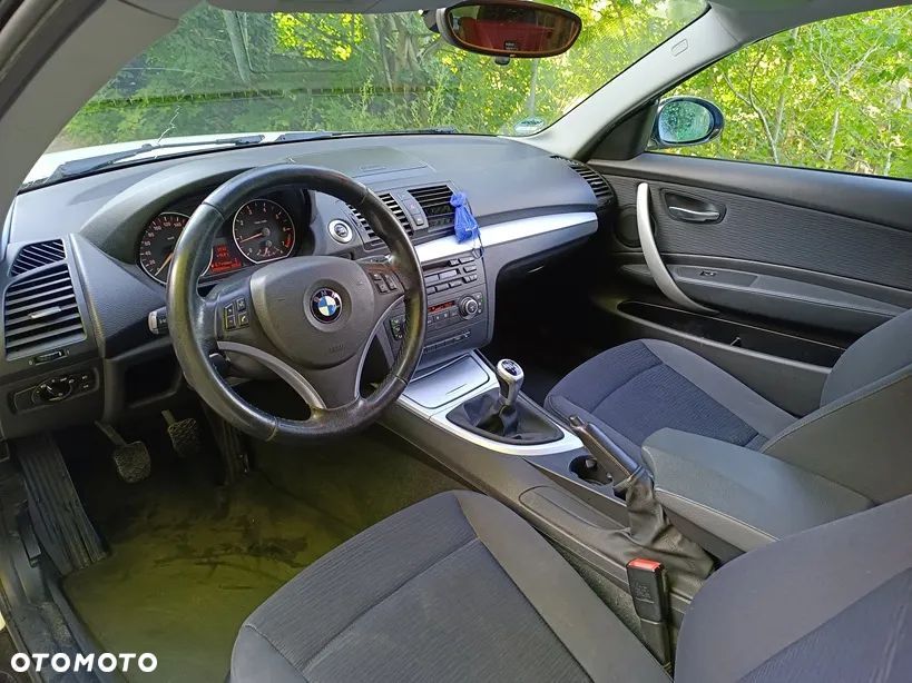BMW Seria 1 116i - 8