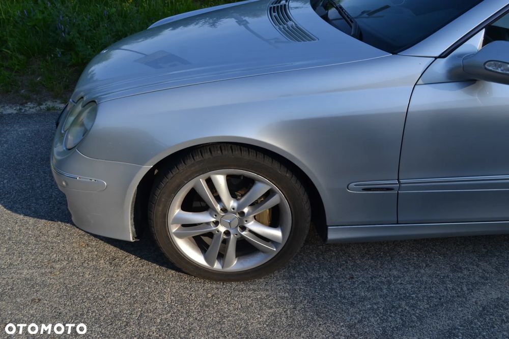 Mercedes-Benz CLK - 6