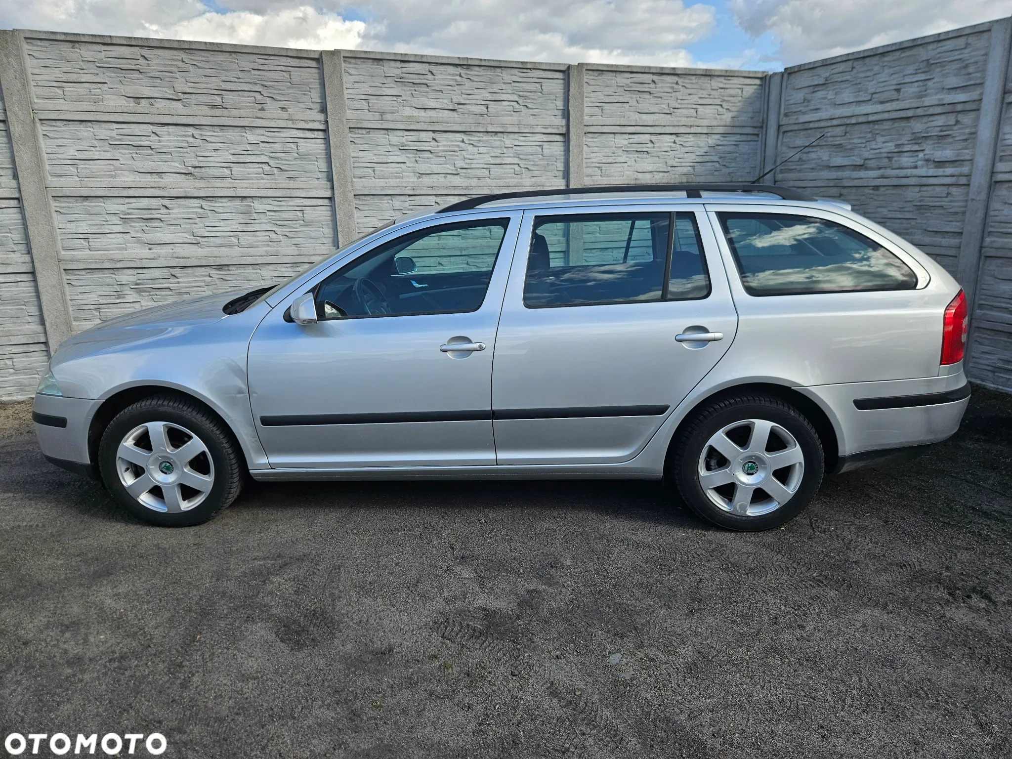 Skoda Octavia Combi 1.6 Elegance - 3