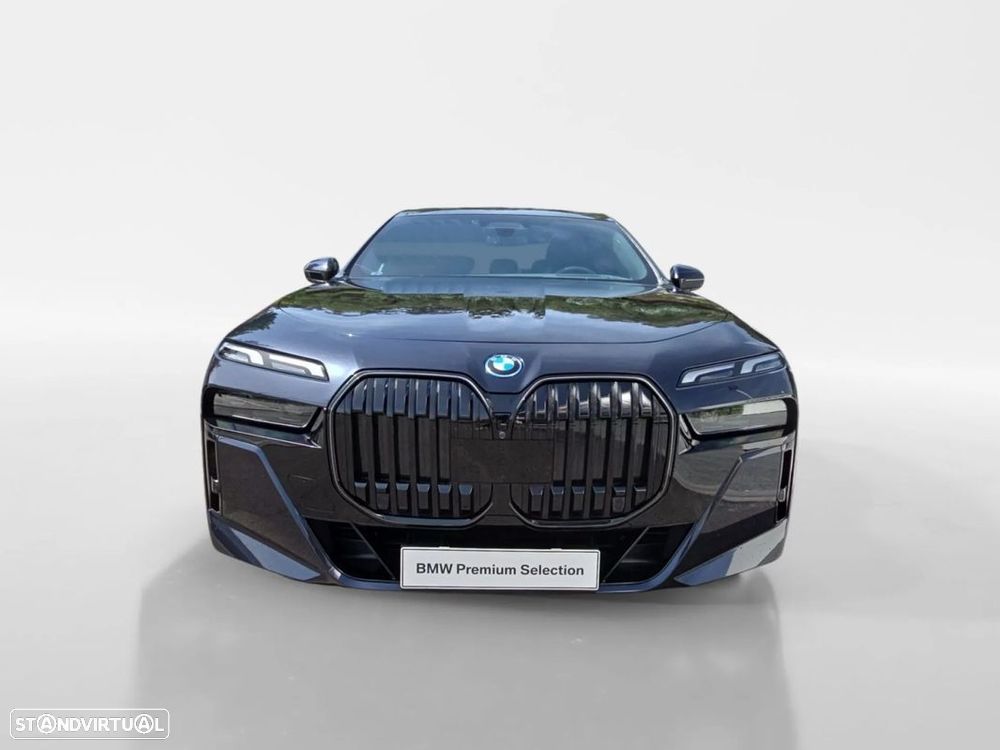 BMW i7 eDrive50 Pack Desportivo M Pro - 9
