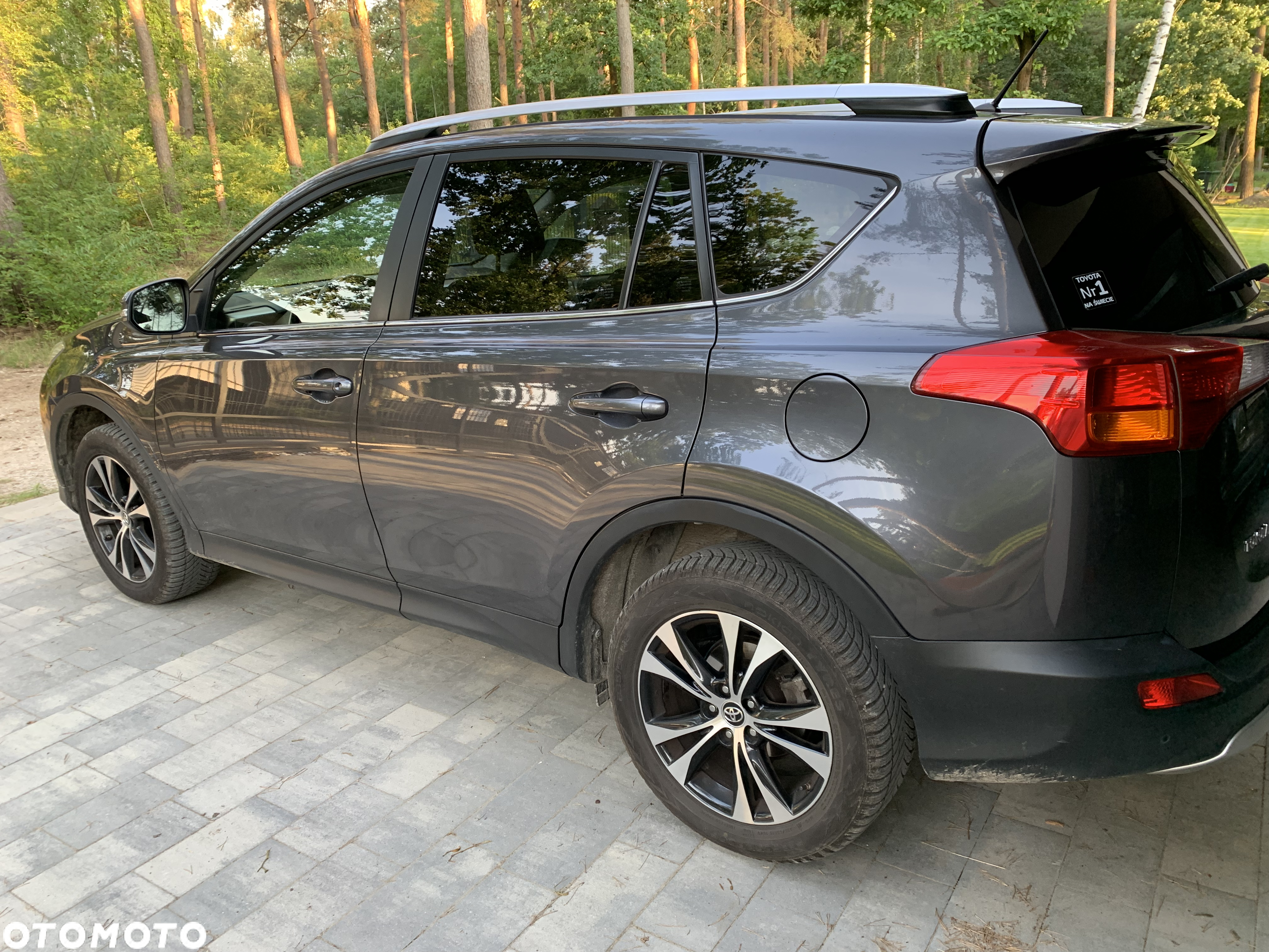 Toyota RAV4 2.0 D-4D Premium - 10
