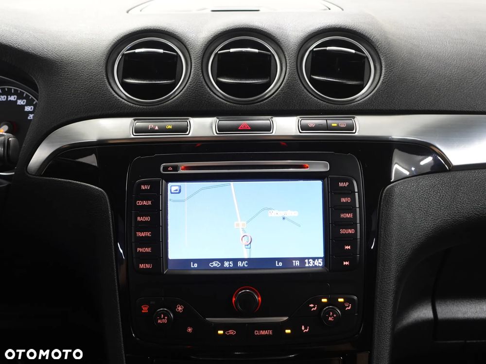 Ford S-Max - 33