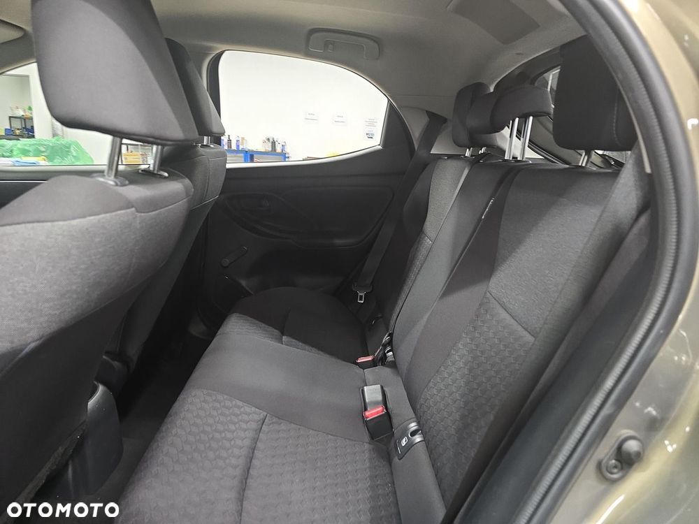 Toyota Yaris - 14