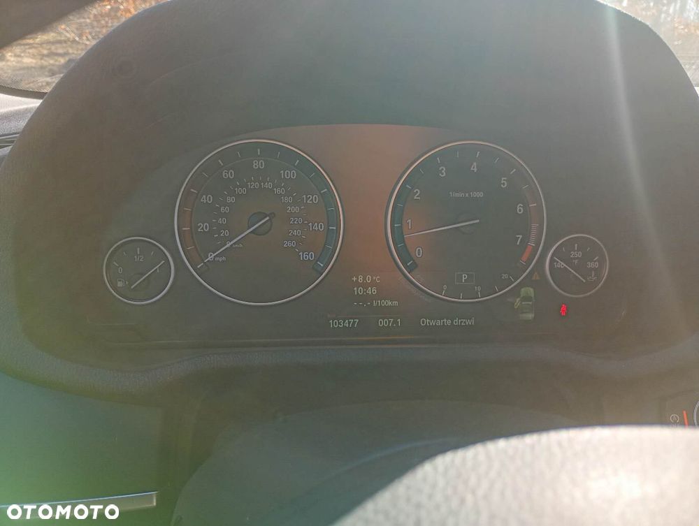 BMW X3 xDrive28i Sport-Aut - 30