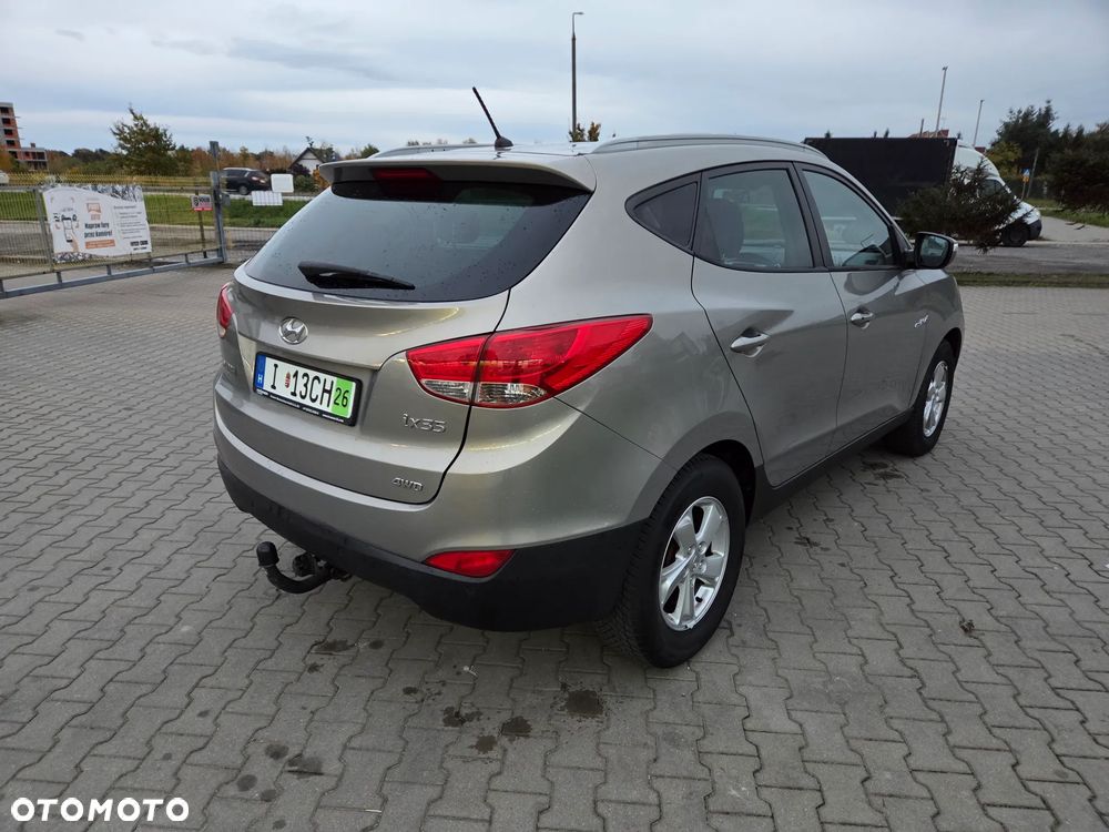 Hyundai ix35 2.0 4WD Premium - 9
