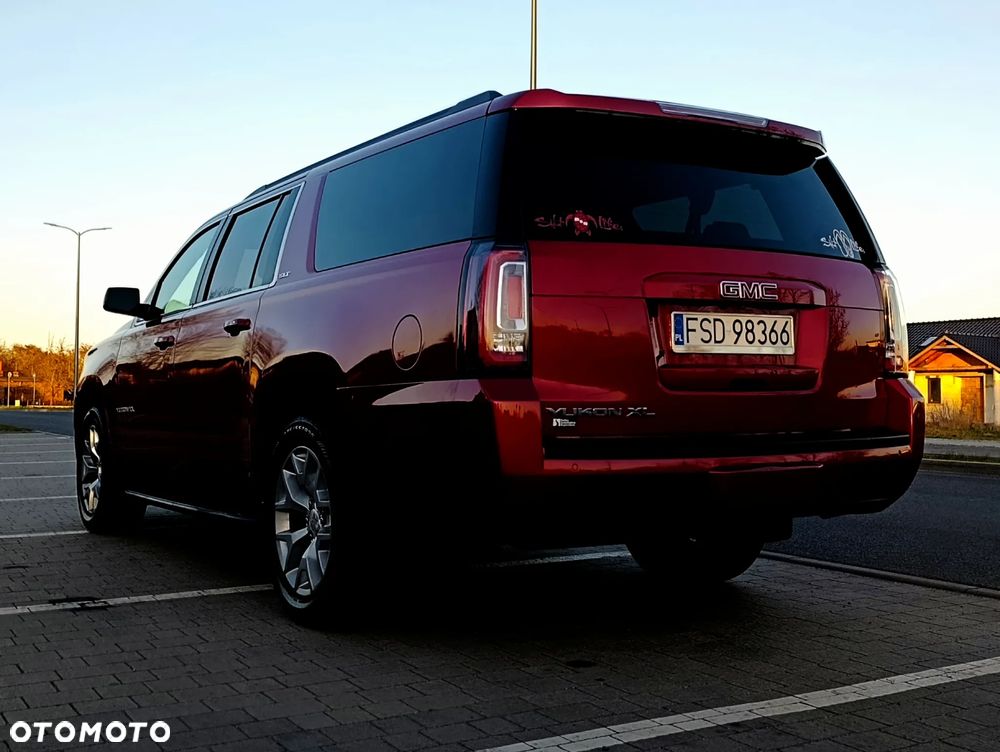 GMC Yukon 5.3 SLE - 4