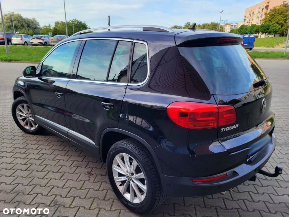 Volkswagen Tiguan 2.0 TDI DPF 4Motion BlueMotion Technology DSG Sport & Style - 23