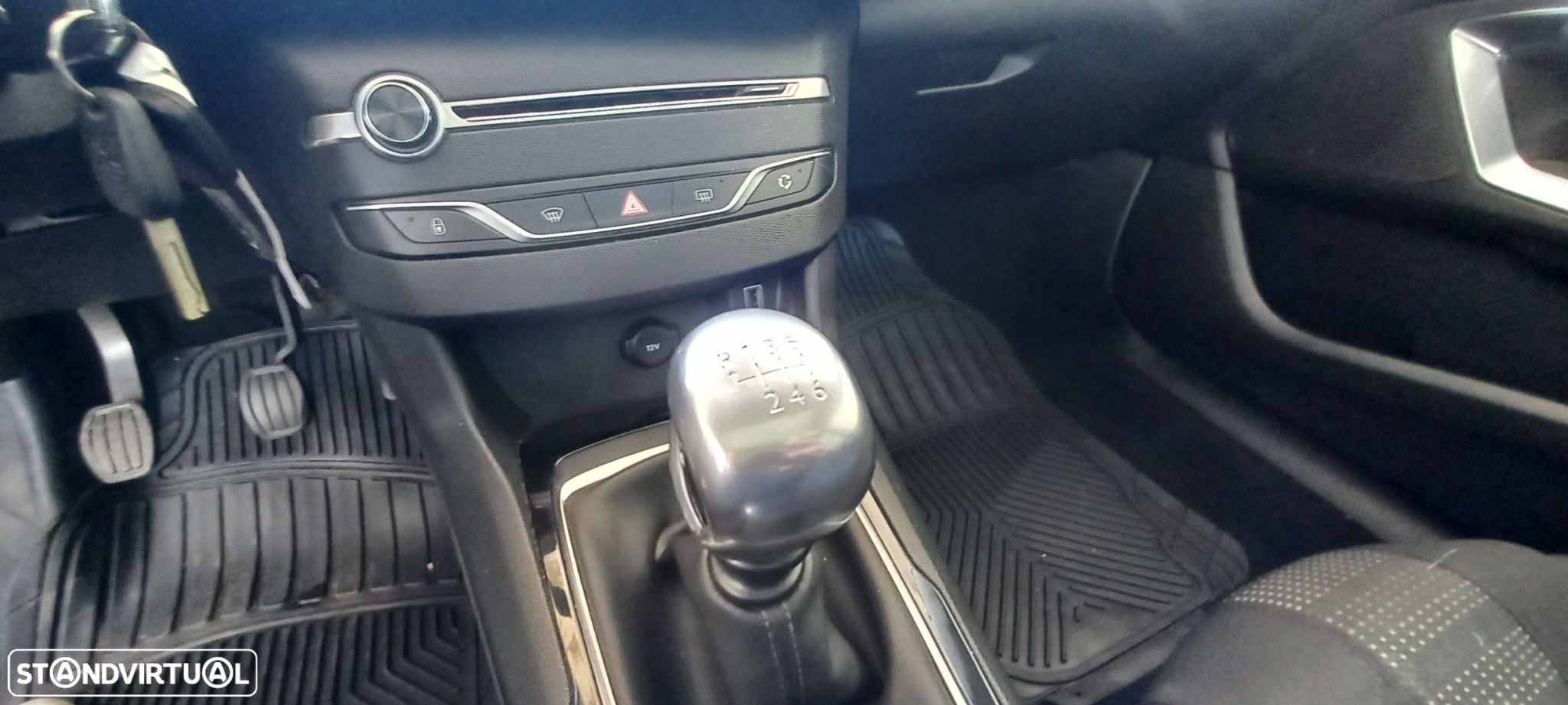 Peugeot 308 SW 1.6 BlueHDi Allure - 12