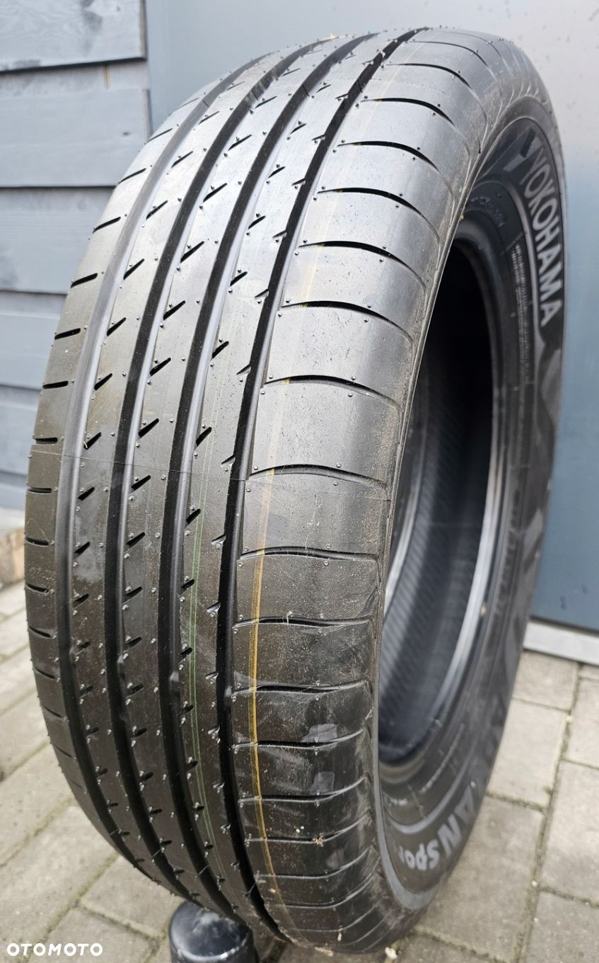 Yokohama Advan Sport V105 235/60R18 103 V MO - 1