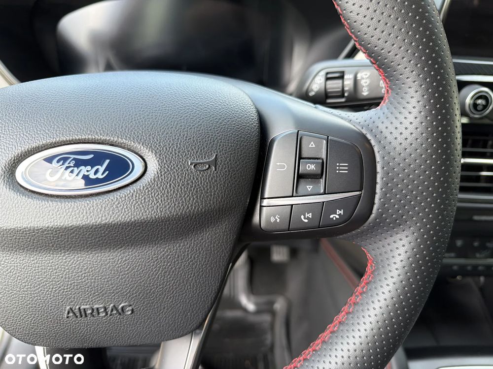 Ford Kuga 1.5 EcoBoost FWD ST-Line X - 20