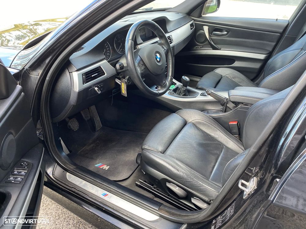 BMW 320 d Navigation - 12