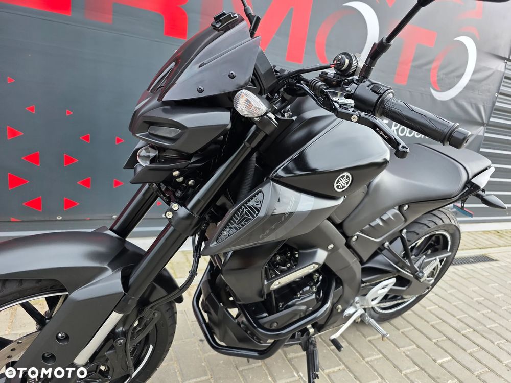 Yamaha MT - 12