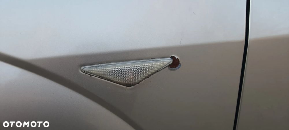 Ford Mondeo 2.0 Trend - 10