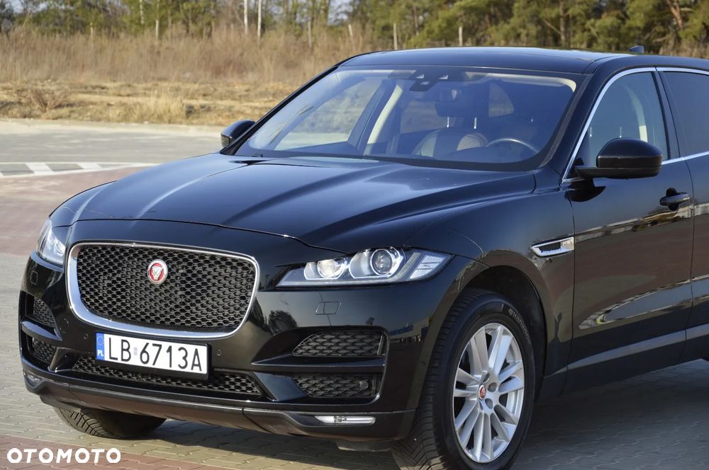 Jaguar F-Pace 30t AWD Prestige - 13