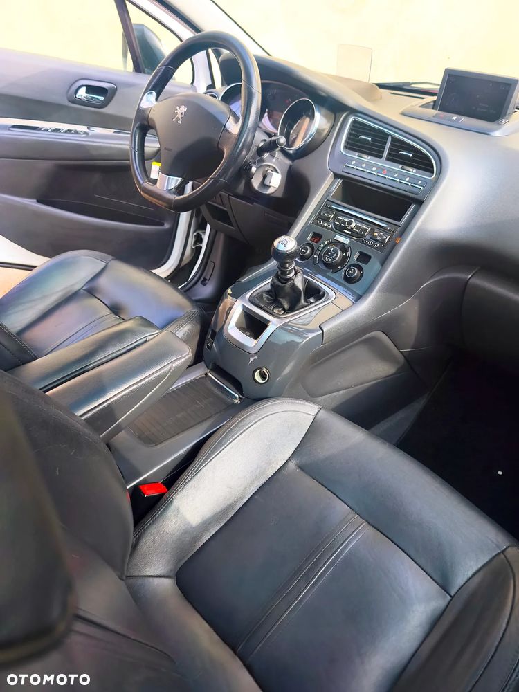 Peugeot 5008 - 33