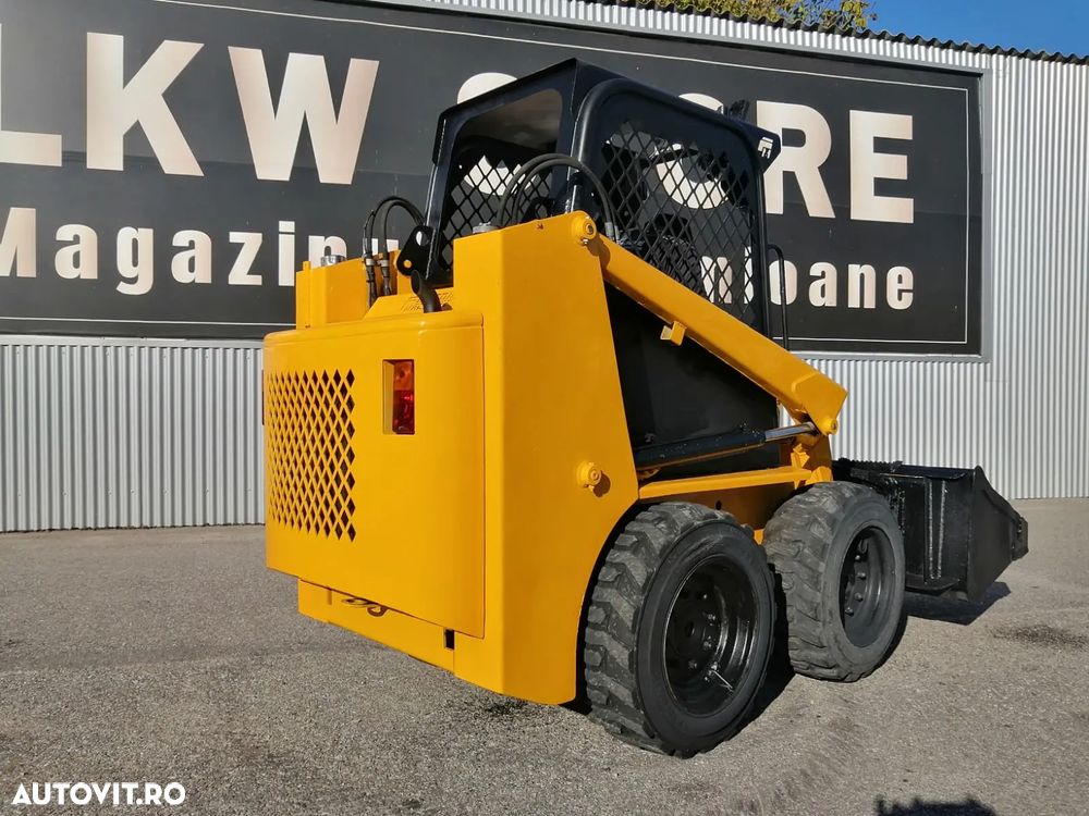 Bobcat MINIINCARCATOR FRONTAL PNEU RIGID RAM ITALIA - 13