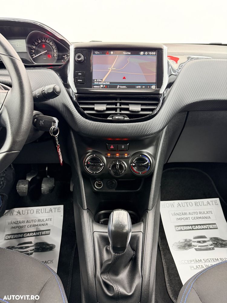 Peugeot 208 PureTech 82 Style - 22