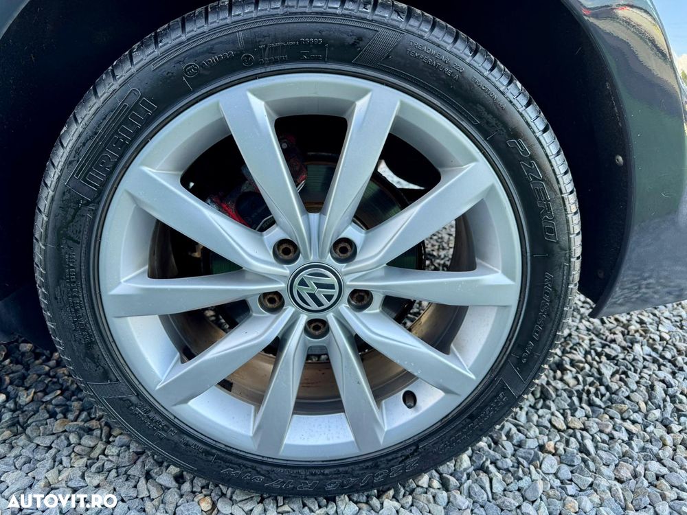 Volkswagen Golf 1.6 TDI BlueMotion Comfortline - 36