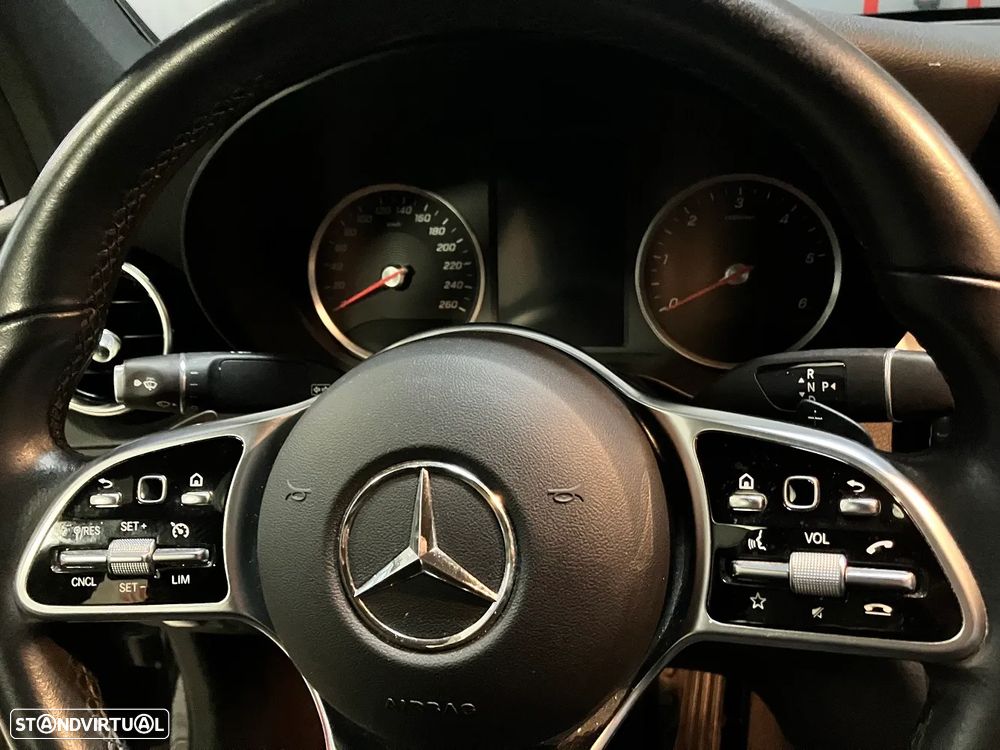 Mercedes-Benz GLC 300 de Coupé 4Matic - 25