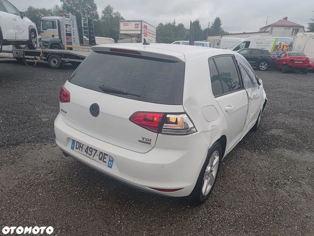 Volkswagen Golf 1.6 TDI Trendline - 11