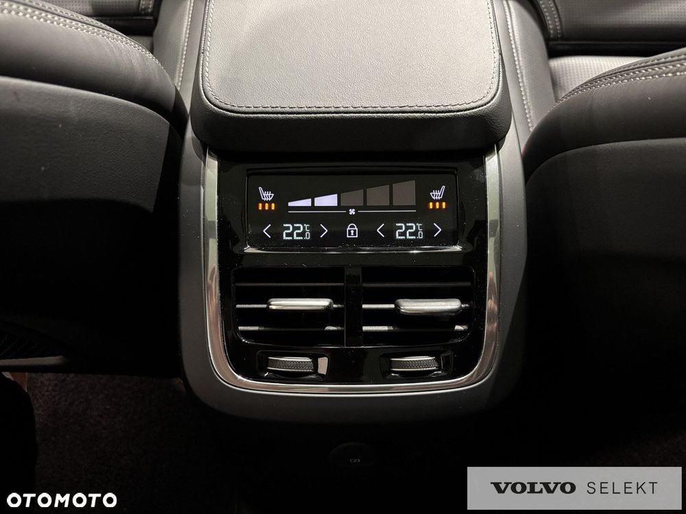 Volvo XC 90 - 26